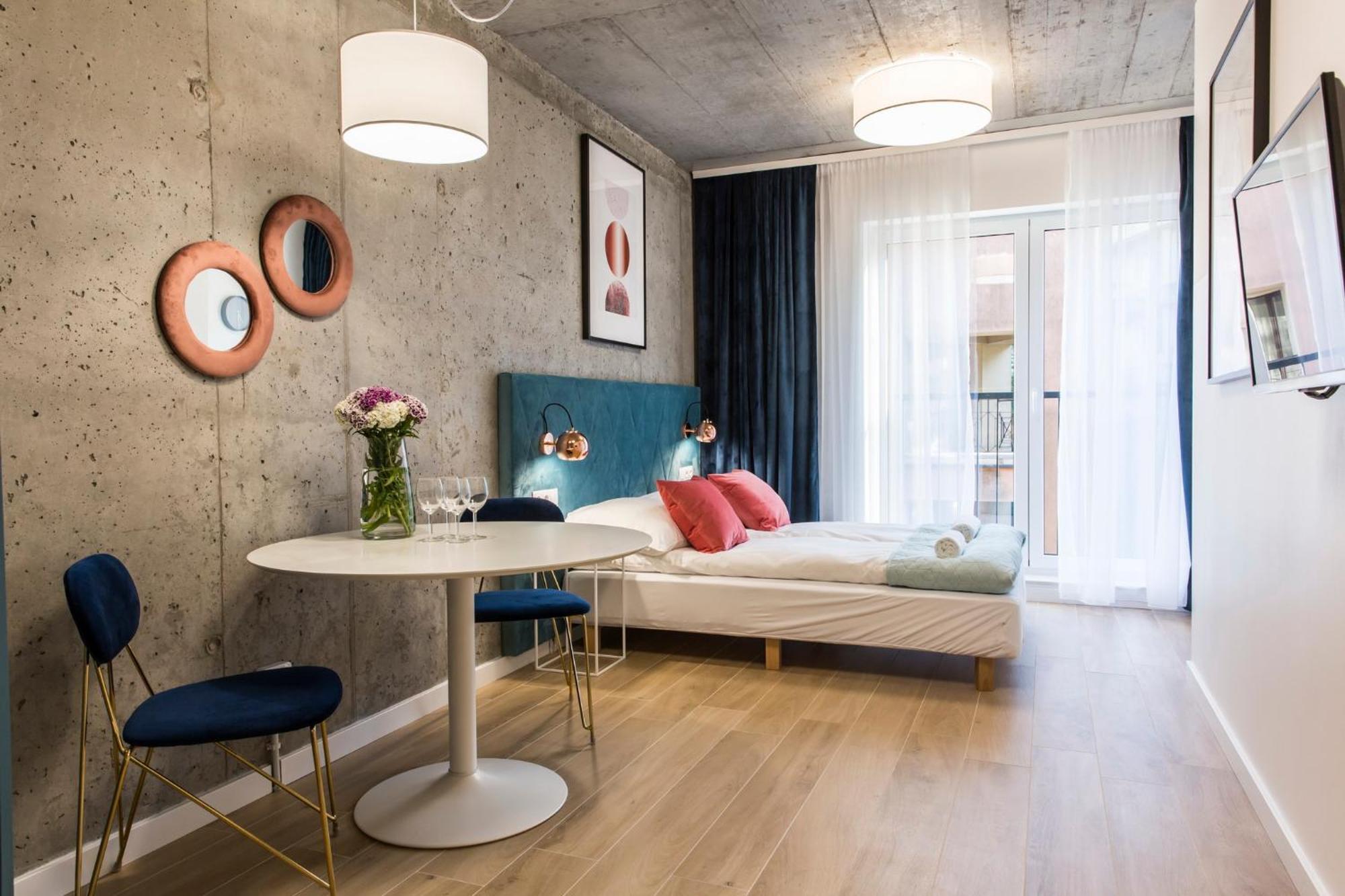 Piedmont House Leilighet Krasków Eksteriør bilde